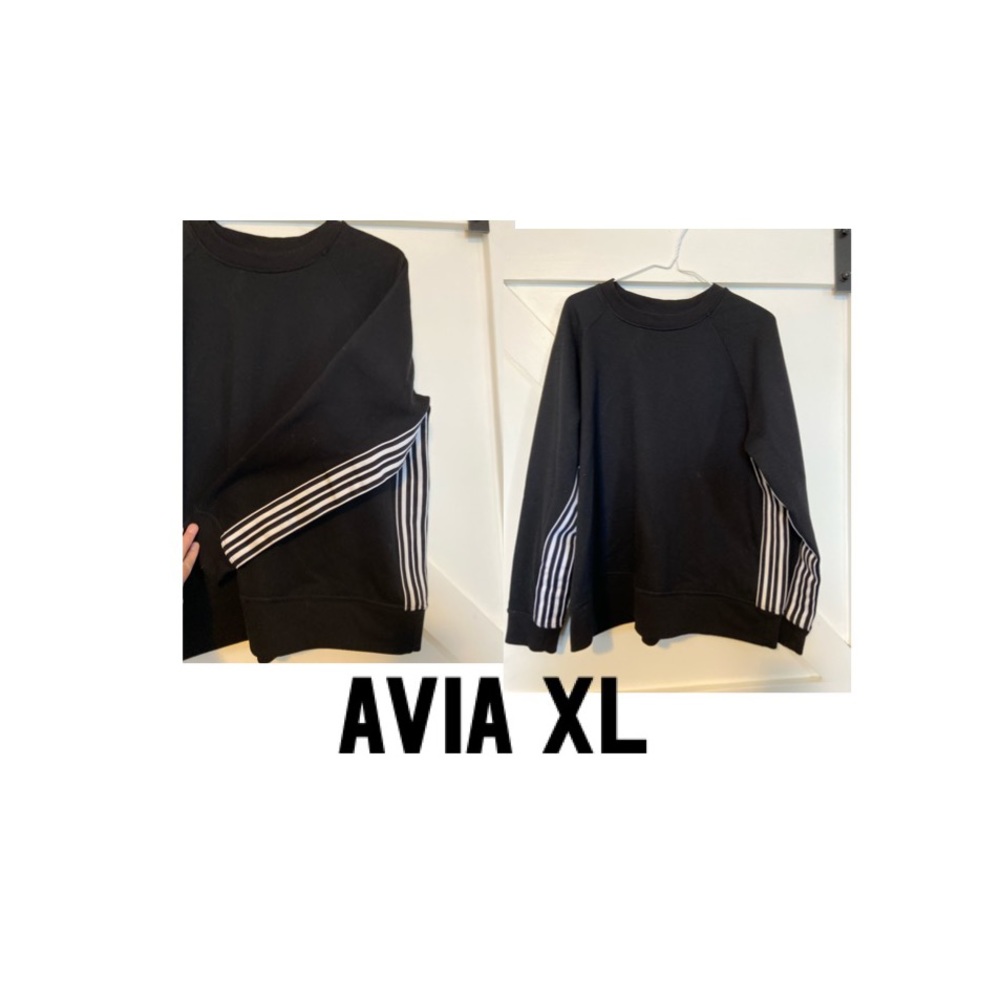 Avia sweatshirt